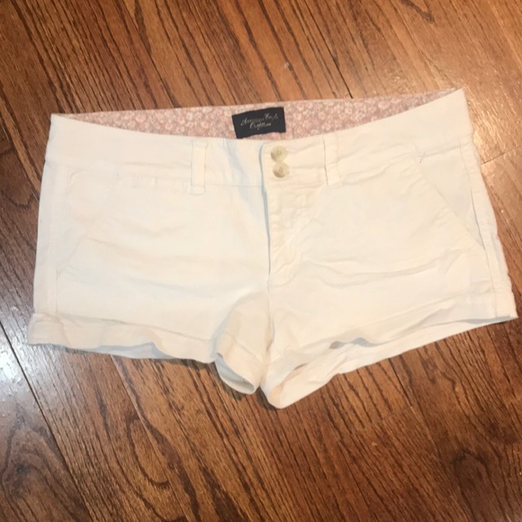 American Eagle Outfitters Pants - White Strech Shorts American Eagle Size 6